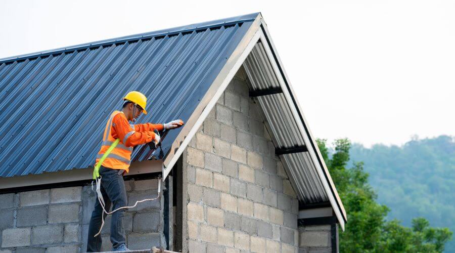 Professional New roof installation in Amanda, OH